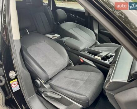 Черный Ауди E-Tron, объемом двигателя 0 л и пробегом 159 тыс. км за 24000 $, фото 114 на Automoto.ua