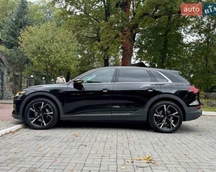 Черный Ауди E-Tron, объемом двигателя 0 л и пробегом 159 тыс. км за 24000 $, фото 54 на Automoto.ua