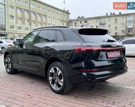 Черный Ауди E-Tron, объемом двигателя 0 л и пробегом 120 тыс. км за 25555 $, фото 15 на Automoto.ua