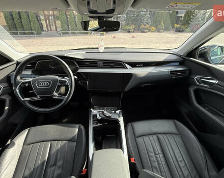 Черный Ауди E-Tron, объемом двигателя 0 л и пробегом 146 тыс. км за 27000 $, фото 26 на Automoto.ua
