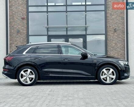 Черный Ауди E-Tron, объемом двигателя 0 л и пробегом 130 тыс. км за 22300 $, фото 21 на Automoto.ua