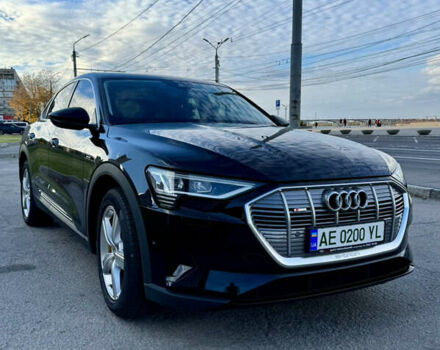 Ауди E-Tron 2020 в Днепре (Днепропетровске) на Automoto.ua Черный Ауди E-Tron, объемом двигателя 0 л и пробегом 101 тыс. км за 27900 $, фото 7 на Automoto.ua