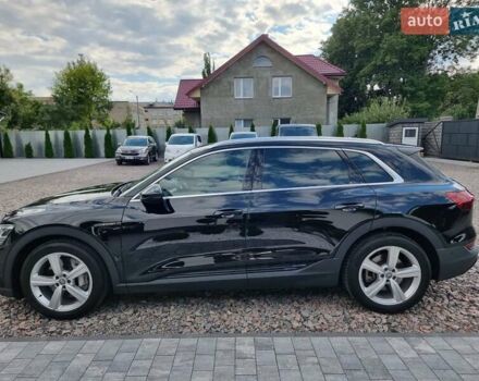 Чорний Ауді E-Tron, об'ємом двигуна 0 л та пробігом 154 тис. км за 19500 $, фото 9 на Automoto.ua