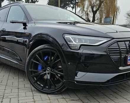 Чорний Ауді E-Tron, об'ємом двигуна 0 л та пробігом 120 тис. км за 33500 $, фото 2 на Automoto.ua