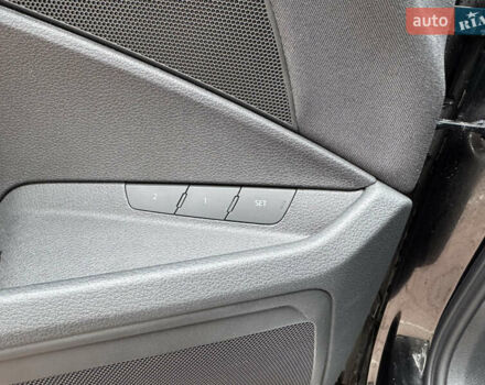 Черный Ауди E-Tron, объемом двигателя 0 л и пробегом 120 тыс. км за 25555 $, фото 31 на Automoto.ua