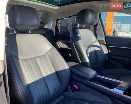 Черный Ауди E-Tron, объемом двигателя 0 л и пробегом 61 тыс. км за 36500 $, фото 27 на Automoto.ua