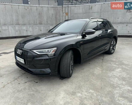 Чорний Ауді E-Tron, об'ємом двигуна 0 л та пробігом 155 тис. км за 30999 $, фото 1 на Automoto.ua