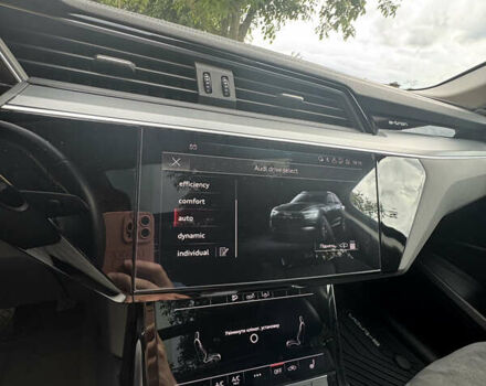 Ауді E-Tron 2020 у Львові на Automoto.ua Чорний Ауді E-Tron, об'ємом двигуна 0 л та пробігом 78 тис. км за 30999 $, фото 14 на Automoto.ua