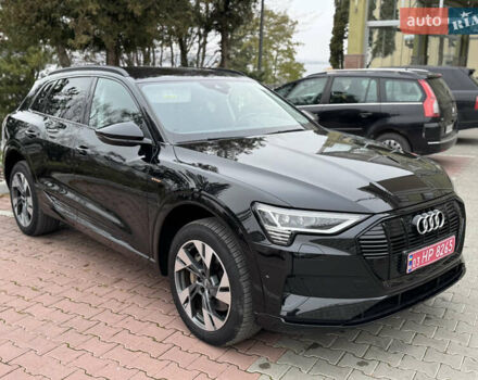 Черный Ауди E-Tron, объемом двигателя 0 л и пробегом 120 тыс. км за 26500 $, фото 7 на Automoto.ua