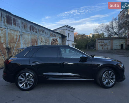 Ауди E-Tron 2020 в Виннице на Automoto.ua Черный Ауди E-Tron, объемом двигателя 0 л и пробегом 119 тыс. км за 28400 $, фото 6 на Automoto.ua