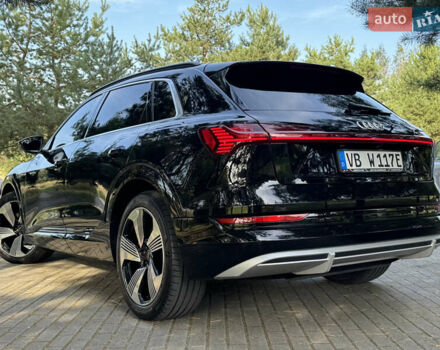 Черный Ауди E-Tron, объемом двигателя 0 л и пробегом 170 тыс. км за 28800 $, фото 10 на Automoto.ua