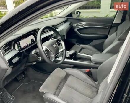 Черный Ауди E-Tron, объемом двигателя 0 л и пробегом 59 тыс. км за 33500 $, фото 17 на Automoto.ua