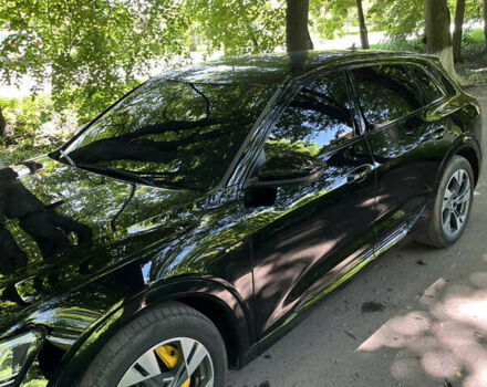 Черный Ауди E-Tron, объемом двигателя 0 л и пробегом 199 тыс. км за 27999 $, фото 7 на Automoto.ua