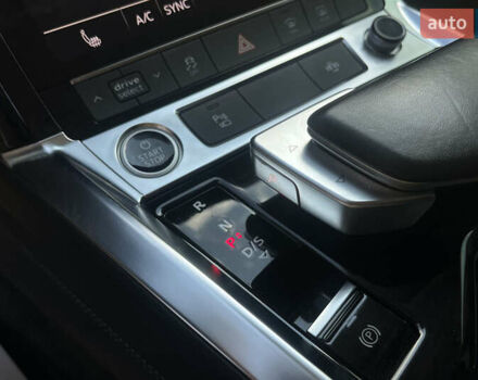 Черный Ауди E-Tron, объемом двигателя 0 л и пробегом 143 тыс. км за 29999 $, фото 21 на Automoto.ua