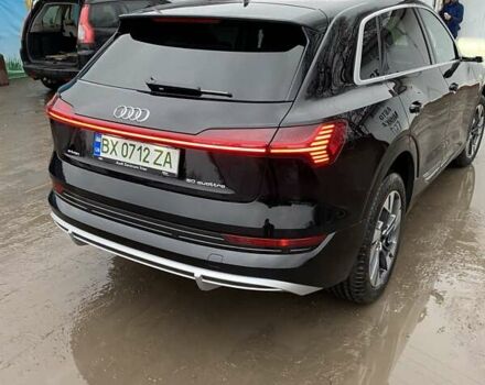 Черный Ауди E-Tron, объемом двигателя 0 л и пробегом 54 тыс. км за 32549 $, фото 4 на Automoto.ua