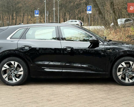 Черный Ауди E-Tron, объемом двигателя 0 л и пробегом 146 тыс. км за 27500 $, фото 5 на Automoto.ua