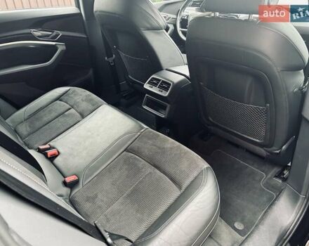 Ауди E-Tron 2020 в Луцке на Automoto.ua Черный Ауди E-Tron, объемом двигателя 0 л и пробегом 73 тыс. км за 35000 $, фото 8 на Automoto.ua