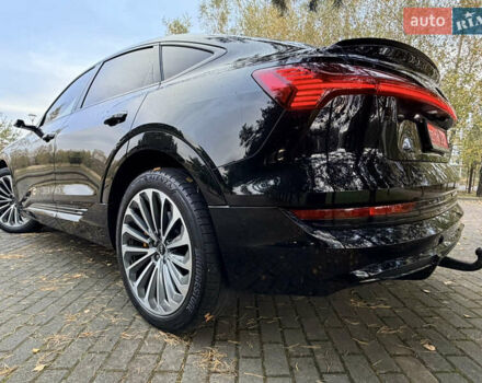 Черный Ауди E-Tron, объемом двигателя 0 л и пробегом 155 тыс. км за 33300 $, фото 14 на Automoto.ua