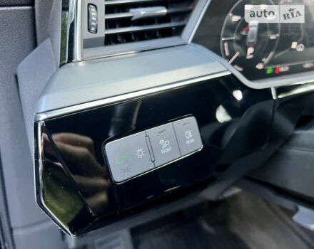 Черный Ауди E-Tron, объемом двигателя 0 л и пробегом 59 тыс. км за 45999 $, фото 55 на Automoto.ua