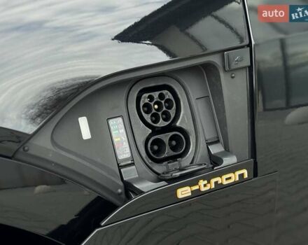 Черный Ауди E-Tron, объемом двигателя 0 л и пробегом 130 тыс. км за 22300 $, фото 28 на Automoto.ua