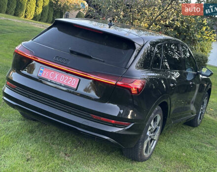 Черный Ауди E-Tron, объемом двигателя 0 л и пробегом 119 тыс. км за 29999 $, фото 16 на Automoto.ua