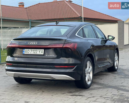 Чорний Ауді E-Tron, об'ємом двигуна 0 л та пробігом 78 тис. км за 26500 $, фото 9 на Automoto.ua