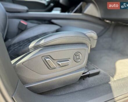 Ауді E-Tron 2020 у Києві на Automoto.ua Чорний Ауді E-Tron, об'ємом двигуна 0 л та пробігом 44 тис. км за 35999 $, фото 54 на Automoto.ua