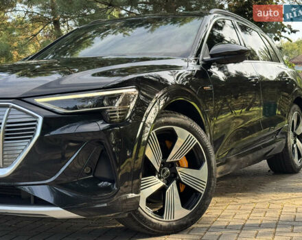 Черный Ауди E-Tron, объемом двигателя 0 л и пробегом 170 тыс. км за 28800 $, фото 7 на Automoto.ua