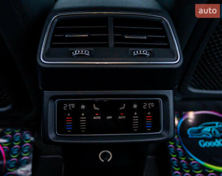 Чорний Ауді E-Tron, об'ємом двигуна 0 л та пробігом 75 тис. км за 29900 $, фото 64 на Automoto.ua