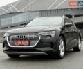 Чорний Ауді E-Tron, об'ємом двигуна 0 л та пробігом 109 тис. км за 27900 $, фото 6 на Automoto.ua