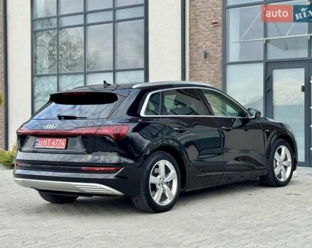 Черный Ауди E-Tron, объемом двигателя 0 л и пробегом 130 тыс. км за 22300 $, фото 20 на Automoto.ua