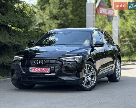 Чорний Ауді E-Tron, об'ємом двигуна 0 л та пробігом 103 тис. км за 29999 $, фото 8 на Automoto.ua