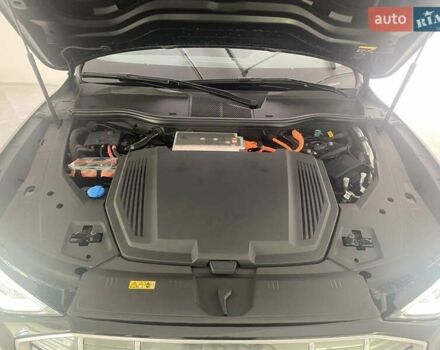 Черный Ауди E-Tron, объемом двигателя 0 л и пробегом 40 тыс. км за 29800 $, фото 28 на Automoto.ua