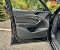 Чорний Ауді E-Tron, об'ємом двигуна 0 л та пробігом 159 тис. км за 24500 $, фото 68 на Automoto.ua