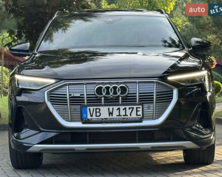 Черный Ауди E-Tron, объемом двигателя 0 л и пробегом 170 тыс. км за 28800 $, фото 9 на Automoto.ua