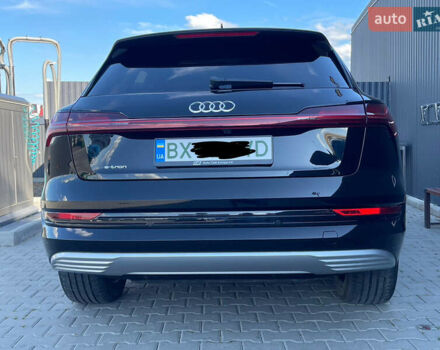 Черный Ауди E-Tron, объемом двигателя 0 л и пробегом 67 тыс. км за 29999 $, фото 13 на Automoto.ua