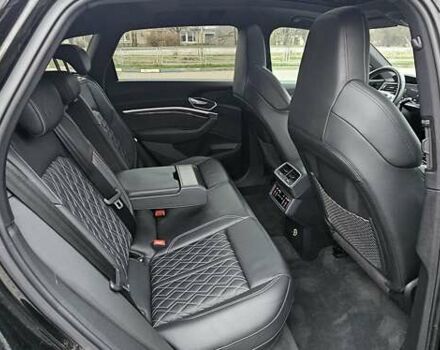 Чорний Ауді E-Tron, об'ємом двигуна 0 л та пробігом 120 тис. км за 33500 $, фото 92 на Automoto.ua