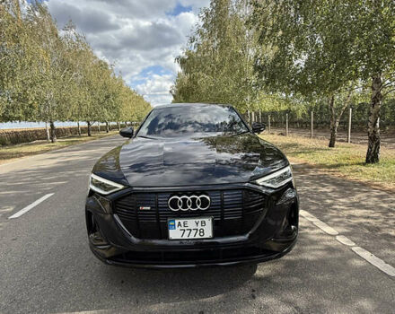 Черный Ауди E-Tron, объемом двигателя 0 л и пробегом 87 тыс. км за 38000 $, фото 1 на Automoto.ua