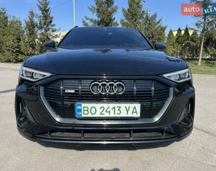 Черный Ауди E-Tron, объемом двигателя 0 л и пробегом 52 тыс. км за 39999 $, фото 11 на Automoto.ua