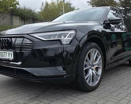Чорний Ауді E-Tron, об'ємом двигуна 0 л та пробігом 138 тис. км за 29900 $, фото 29 на Automoto.ua