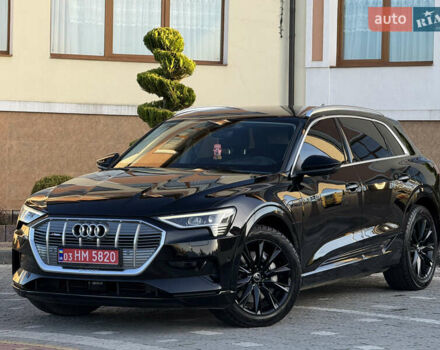 Чорний Ауді E-Tron, об'ємом двигуна 0 л та пробігом 150 тис. км за 25900 $, фото 26 на Automoto.ua