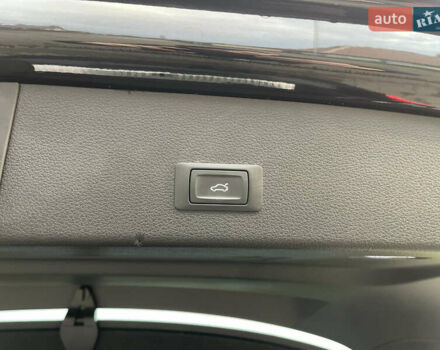 Чорний Ауді E-Tron, об'ємом двигуна 0 л та пробігом 78 тис. км за 26500 $, фото 36 на Automoto.ua