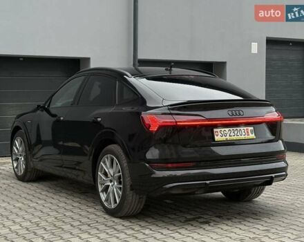 Черный Ауди E-Tron, объемом двигателя 0 л и пробегом 105 тыс. км за 35990 $, фото 9 на Automoto.ua