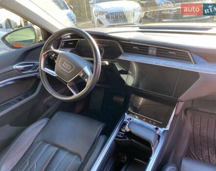 Черный Ауди E-Tron, объемом двигателя 0 л и пробегом 61 тыс. км за 36500 $, фото 8 на Automoto.ua