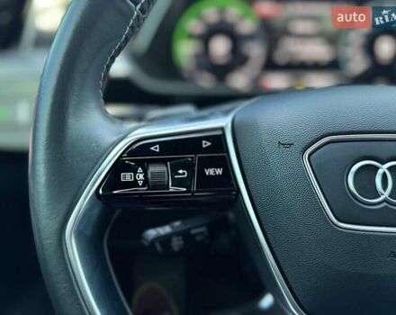 Ауді E-Tron 2020 у Києві на Automoto.ua Чорний Ауді E-Tron, об'ємом двигуна 0 л та пробігом 44 тис. км за 35999 $, фото 41 на Automoto.ua