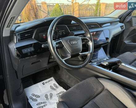 Чорний Ауді E-Tron, об'ємом двигуна 0 л та пробігом 150 тис. км за 25900 $, фото 67 на Automoto.ua