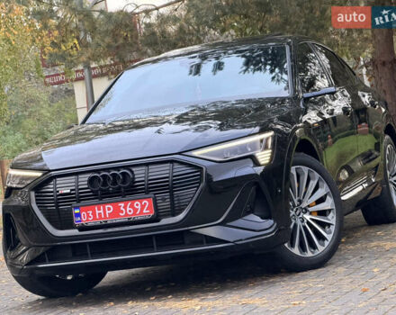 Черный Ауди E-Tron, объемом двигателя 0 л и пробегом 155 тыс. км за 33300 $, фото 5 на Automoto.ua