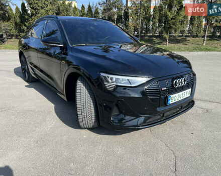 Черный Ауди E-Tron, объемом двигателя 0 л и пробегом 52 тыс. км за 39999 $, фото 10 на Automoto.ua