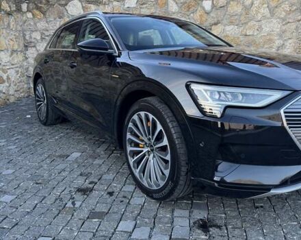 Чорний Ауді E-Tron, об'ємом двигуна 0 л та пробігом 253 тис. км за 24200 $, фото 14 на Automoto.ua