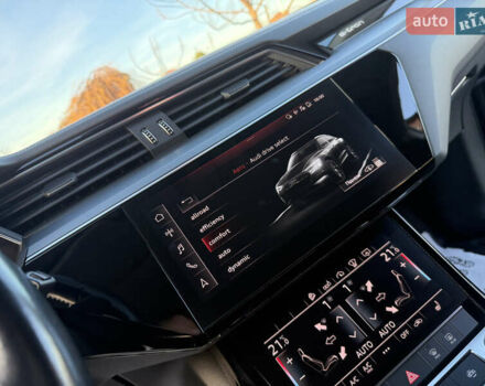 Чорний Ауді E-Tron, об'ємом двигуна 0 л та пробігом 150 тис. км за 26999 $, фото 75 на Automoto.ua
